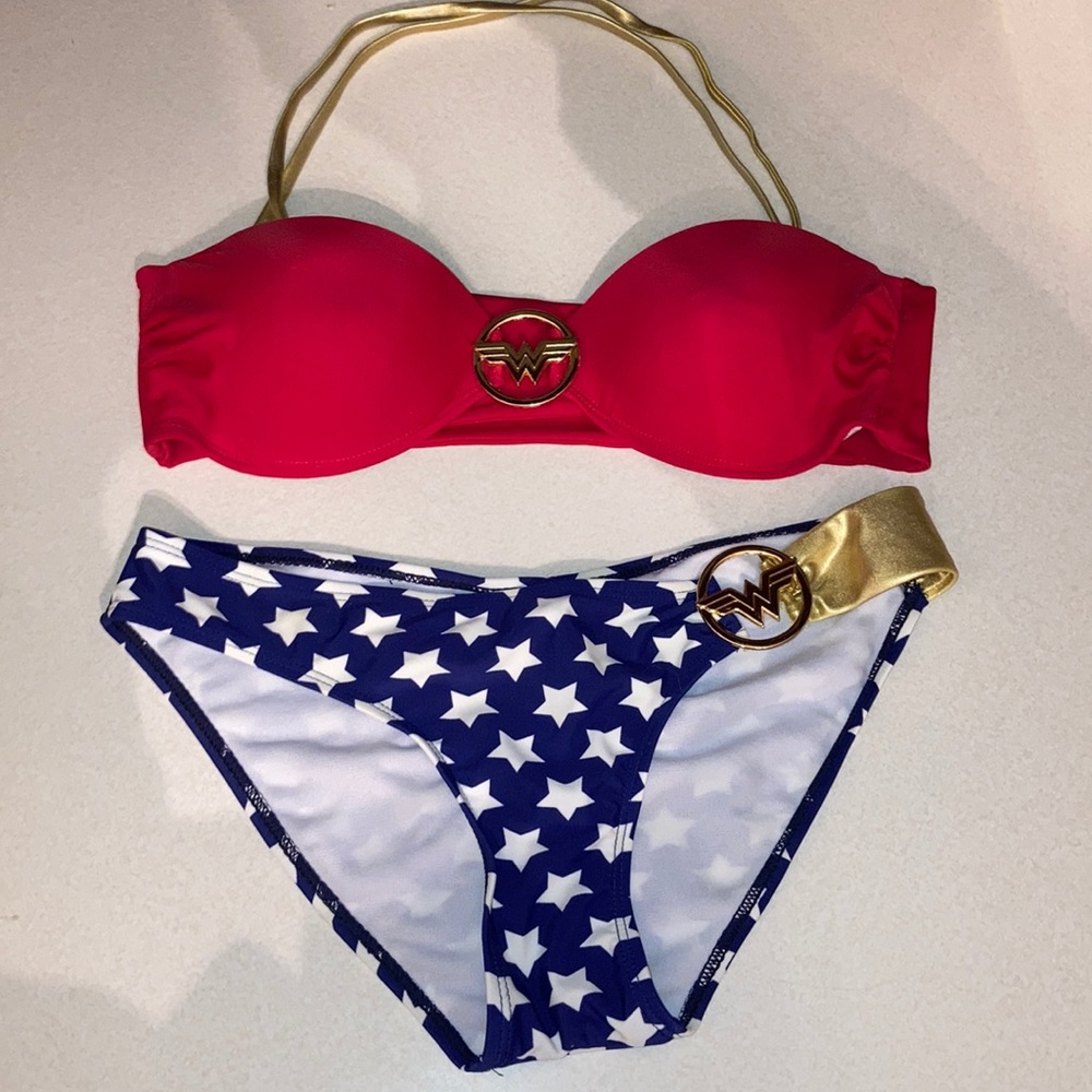 DC Comics Wonder Woman Bikini